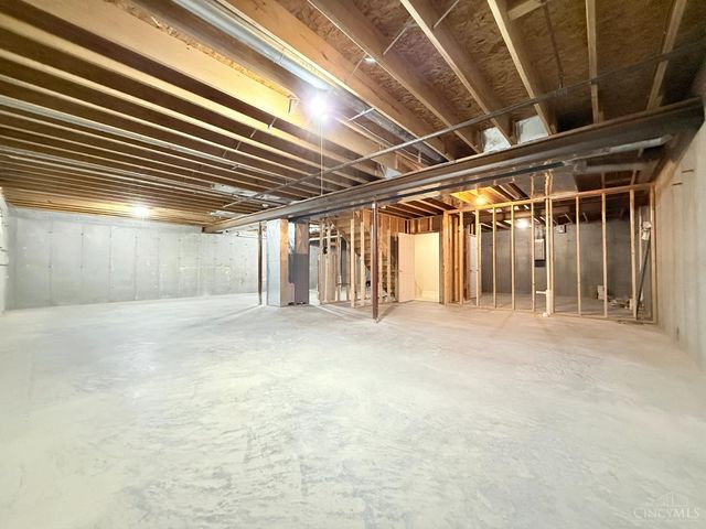 60 Horizon Drive, Hamilton, OH 45013