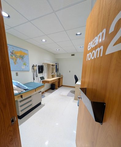 830 Main St 1, Melrose, MA 02176