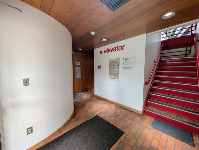 830 Main St 1, Melrose, MA 02176