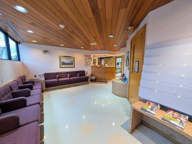 830 Main St 1, Melrose, MA 02176