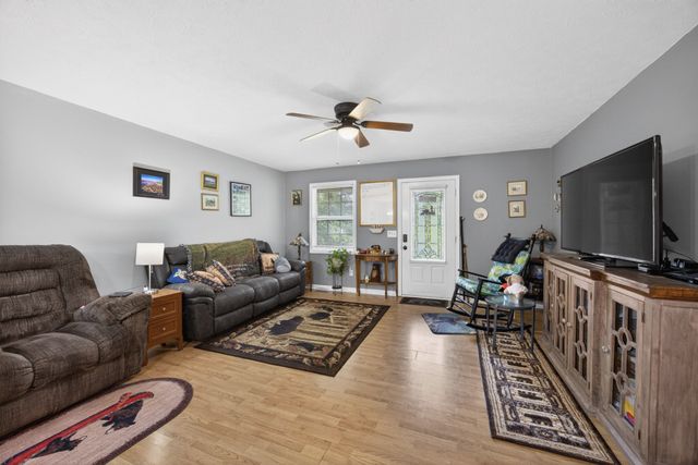1943 Birch Cir, Cookeville, TN 38501