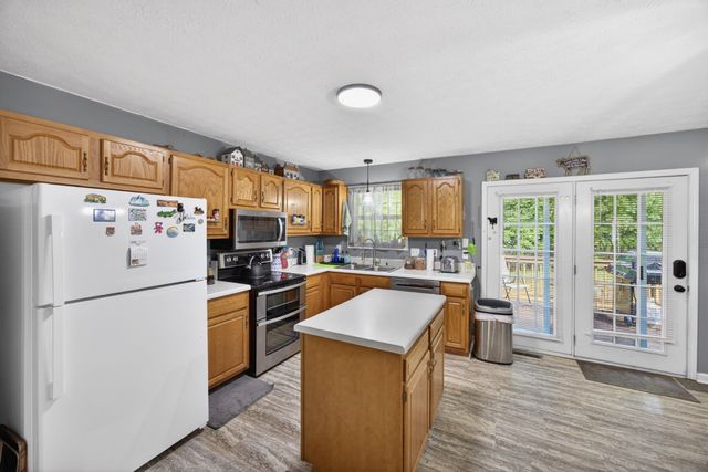 1943 Birch Cir, Cookeville, TN 38501