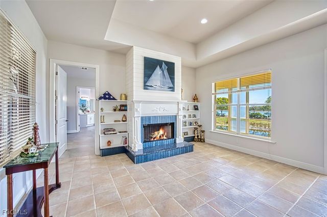 8460 Belle Meade DR, Fort Myers, FL 33908