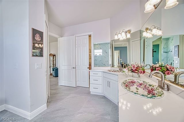 8460 Belle Meade DR, Fort Myers, FL 33908