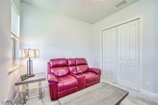 8460 Belle Meade DR, Fort Myers, FL 33908