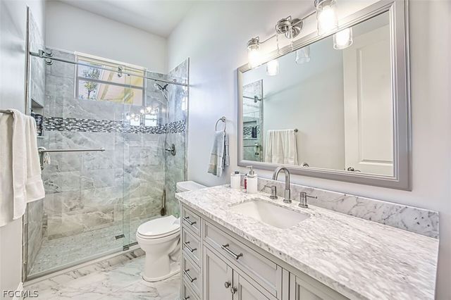 8460 Belle Meade DR, Fort Myers, FL 33908