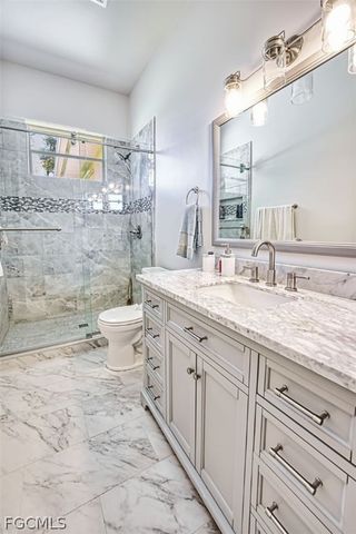 8460 Belle Meade DR, Fort Myers, FL 33908