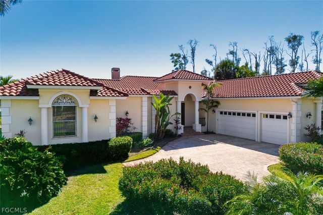 8460 Belle Meade DR, Fort Myers, FL 33908