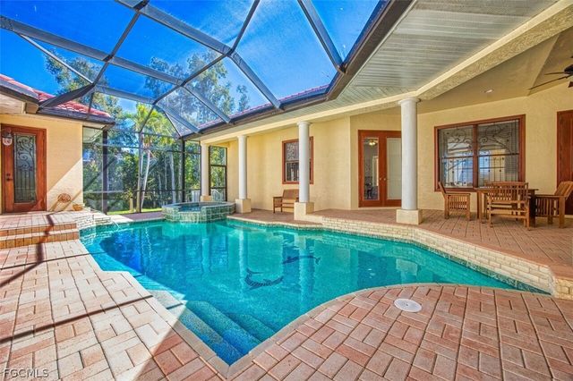 8460 Belle Meade DR, Fort Myers, FL 33908