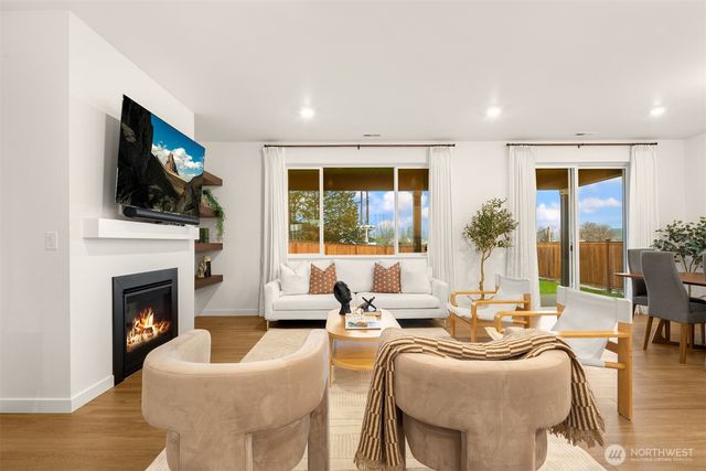 3566 Edith Avenue, Enumclaw, WA 98022