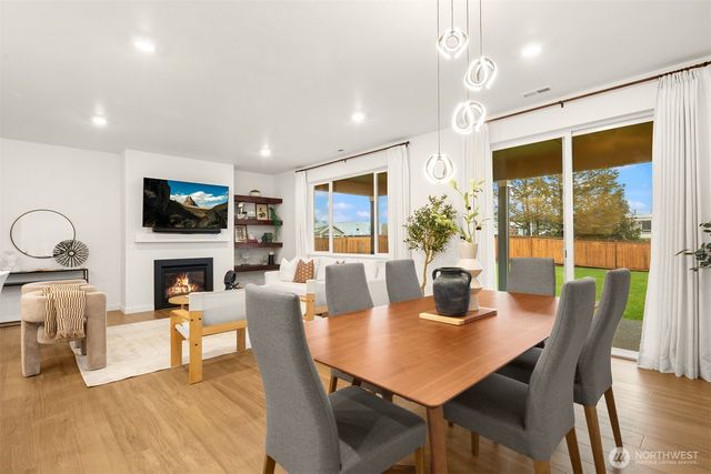 3566 Edith Avenue, Enumclaw, WA 98022