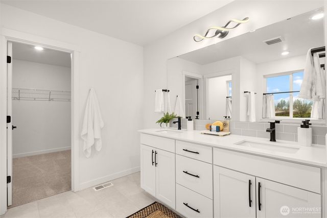 3566 Edith Avenue, Enumclaw, WA 98022