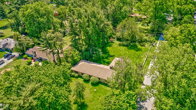4701 Kessler Boulevard East Drive, Indianapolis, IN 46220