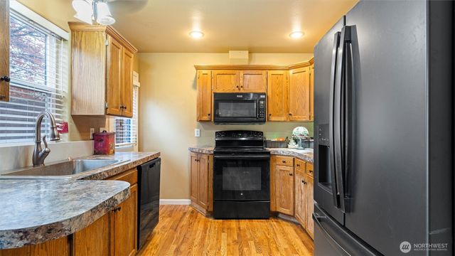 1160 SE Sentry Drive, College Place, WA 99324