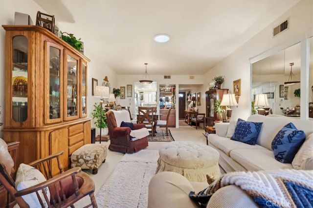 2101 E 21st 306, Signal Hill, CA 90755