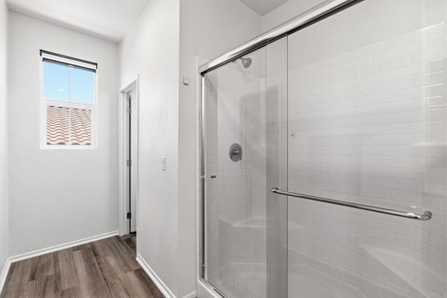 887 Brookdale Drive, Vista, CA 92081