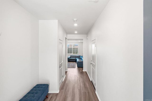 887 Brookdale Drive, Vista, CA 92081