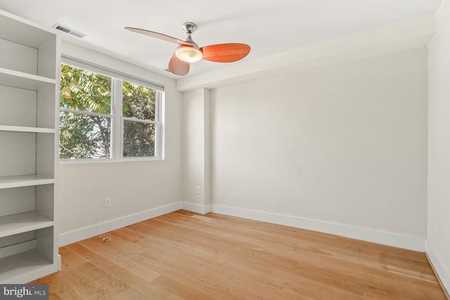 203 17TH ST SE, Washington, DC 20003