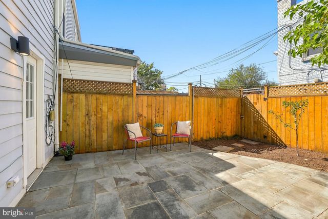 203 17TH ST SE, Washington, DC 20003
