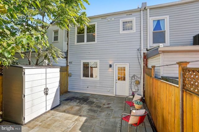 203 17TH ST SE, Washington, DC 20003