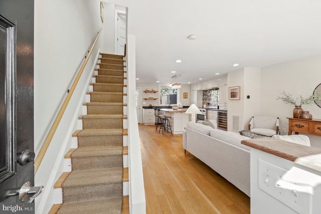 203 17TH ST SE, Washington, DC 20003