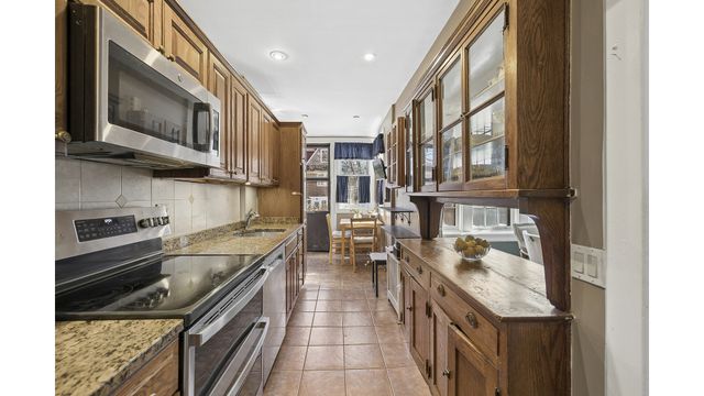46 SLOCUM Crescent, New York City, NY 11375