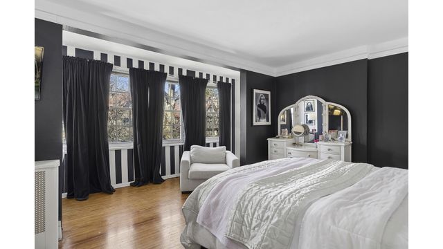 46 SLOCUM Crescent, New York City, NY 11375