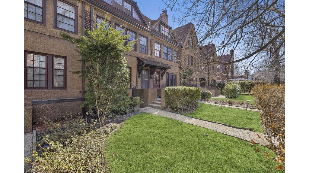 46 SLOCUM Crescent, New York City, NY 11375