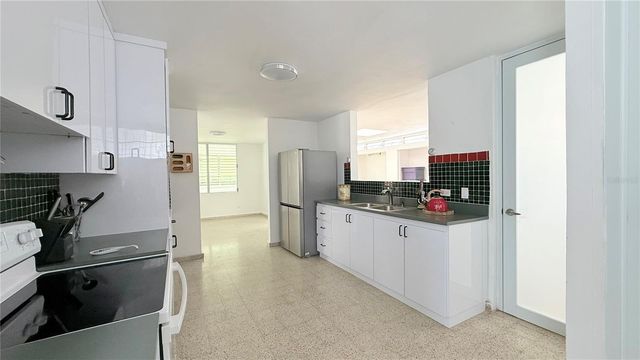 4-3 PASEO DE LA ALHAMBRA, Guaynabo, PR 00966