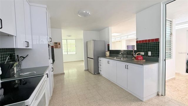 4-3 PASEO DE LA ALHAMBRA, Guaynabo, PR 00966