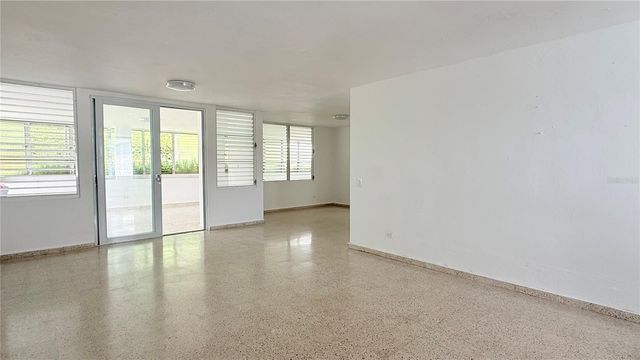 4-3 PASEO DE LA ALHAMBRA, Guaynabo, PR 00966