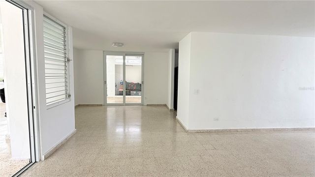 4-3 PASEO DE LA ALHAMBRA, Guaynabo, PR 00966