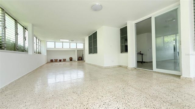 4-3 PASEO DE LA ALHAMBRA, Guaynabo, PR 00966