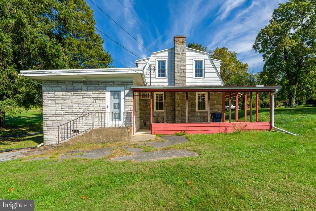 129 S EASTLAND DR, Lancaster, PA 17602