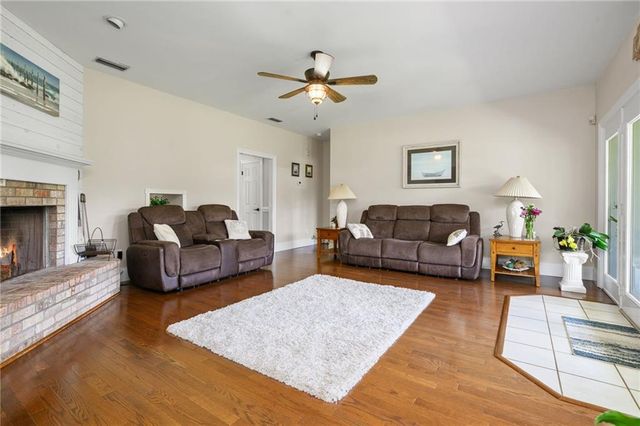 3553 Wooley Road, Mobile, AL 36693