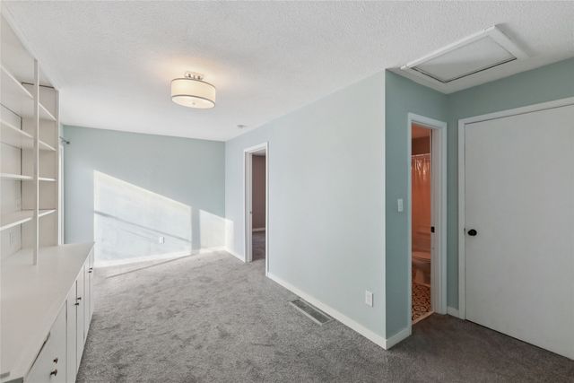 1527 Summer Street, Grinnell, IA 50112