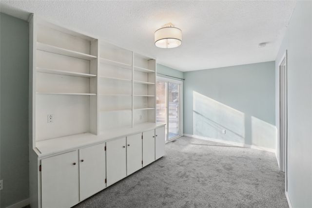 1527 Summer Street, Grinnell, IA 50112