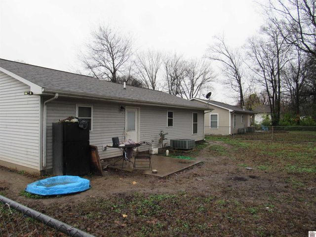 1109 Monroe St, Paducah, KY 42003