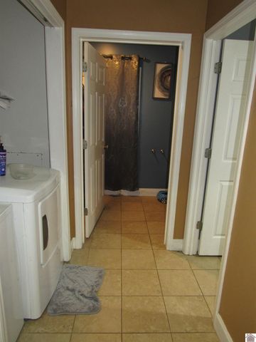 1109 Monroe St, Paducah, KY 42003