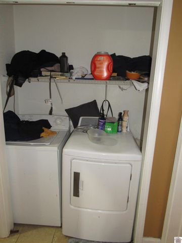 1109 Monroe St, Paducah, KY 42003