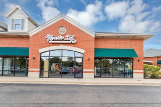 1540 Carlemont Drive F, Crystal Lake, IL 60014