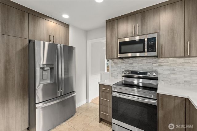 2119 S 371st Street, Federal Way, WA 98003