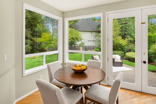 24416 SE 4th Place, Sammamish, WA 98074