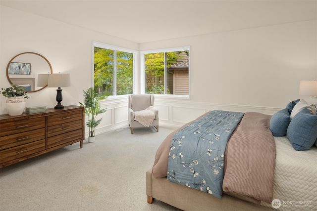 24416 SE 4th Place, Sammamish, WA 98074