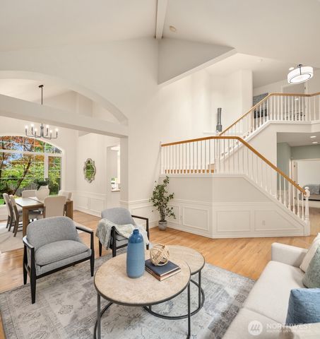 24416 SE 4th Place, Sammamish, WA 98074