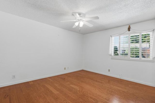7940 Summerplace Dr, Citrus Heights, CA 95621