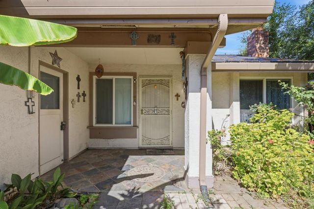 7940 Summerplace Dr, Citrus Heights, CA 95621