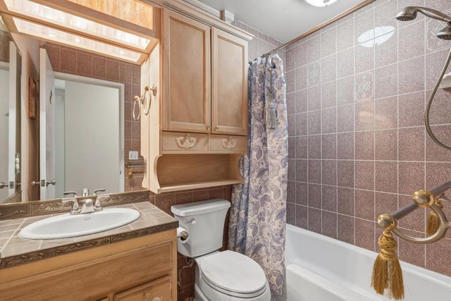 7940 Summerplace Dr, Citrus Heights, CA 95621