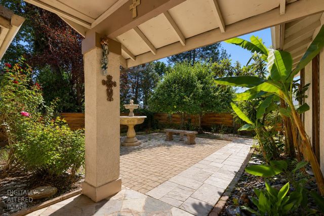 7940 Summerplace Dr, Citrus Heights, CA 95621