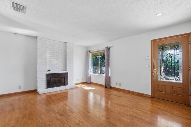 7940 Summerplace Dr, Citrus Heights, CA 95621